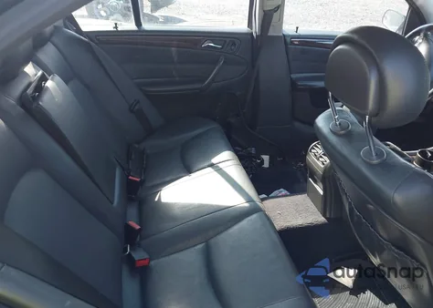 2002 Mercedes-Benz C 320 from USA, damaged, VIN WDBRF64J62F240972